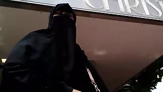 ڈیپر سے خوبصورت Alexis Tae کے ساتھ زبانی سکرو