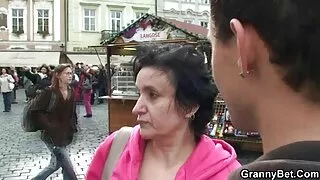 Evil Angel کی زبردست Emma Hix کے ساتھ Cowgirl sex